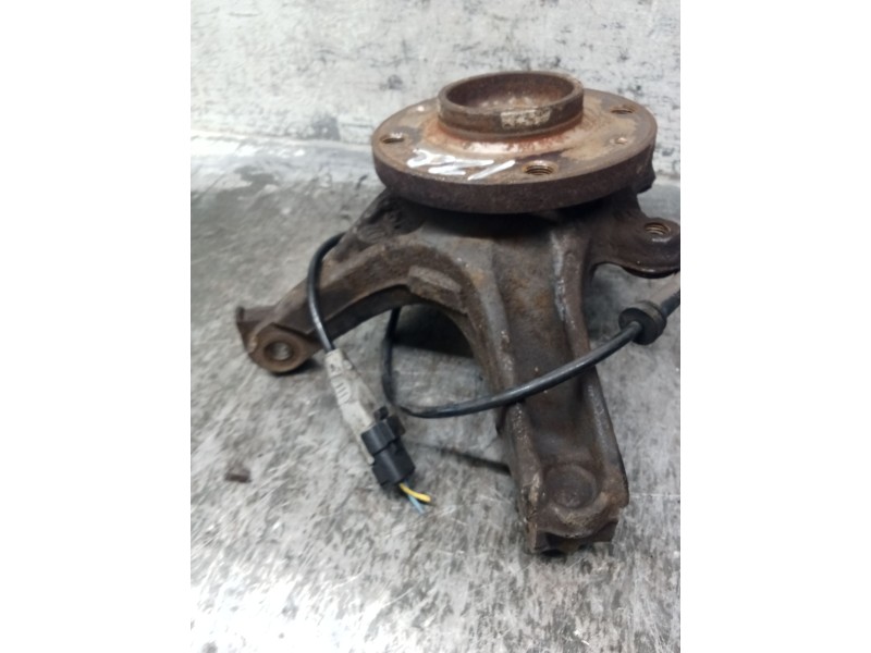 Recambio de mangueta delantera izquierda para peugeot 308 sw i (4e_, 4h_) 2.0 hdi referencia OEM IAM   