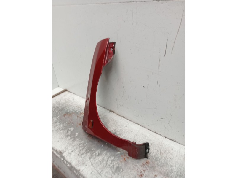 Recambio de aleta delantera derecha para renault clio i (b/c57_, 5/357_) 1.9 d (b/c/s576, b/c/s57l) referencia OEM IAM   