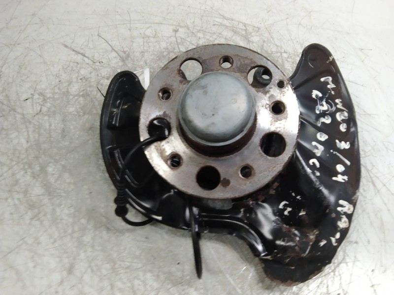 Recambio de mangueta delantera izquierda para mercedes clase c (w203) familiar 2.2 cdi cat referencia OEM IAM   