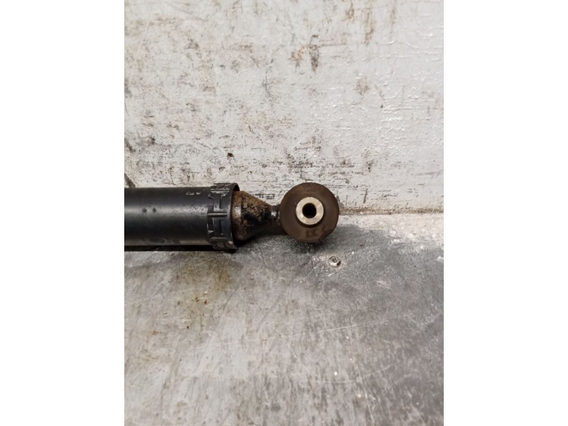 Recambio de amortiguador trasero izquierdo para peugeot 208 i (ca_, cc_) 1.4 hdi referencia OEM IAM   