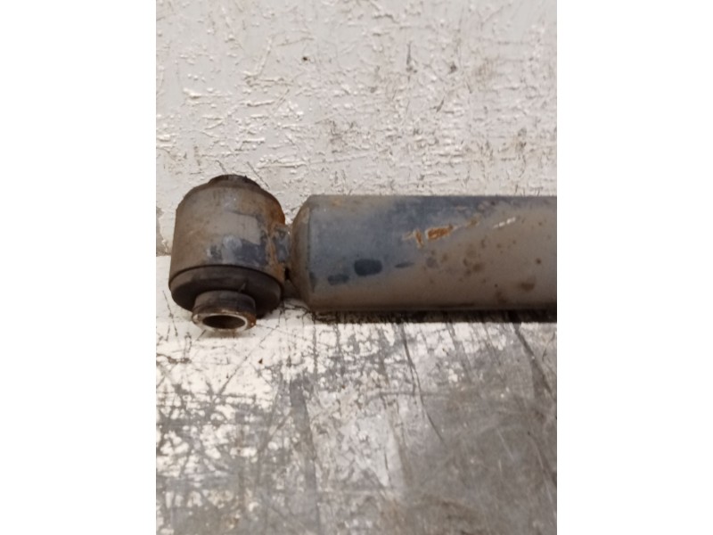 Recambio de amortiguador trasero izquierdo para peugeot 308 sw i (4e_, 4h_) 2.0 hdi referencia OEM IAM   