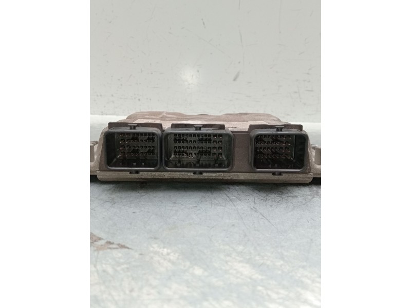 Recambio de centralita motor uce para peugeot 307 (3a/c) 2.0 hdi 110 referencia OEM IAM 0281011081 9647472780 9646850580