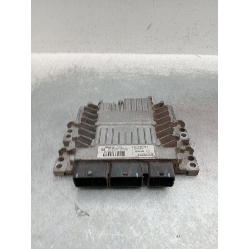 Recambio de centralita motor uce para renault clio iii (br0/1, cr0/1) 1.5 dci (br0h, cr0h, cr1s, br1s) referencia OEM IAM 820056