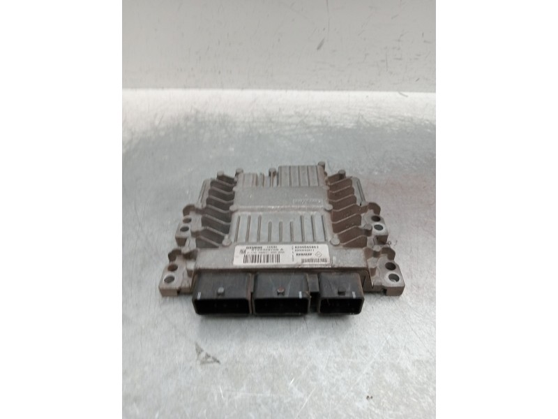 Recambio de centralita motor uce para renault clio iii (br0/1, cr0/1) 1.5 dci (br0h, cr0h, cr1s, br1s) referencia OEM IAM 820056