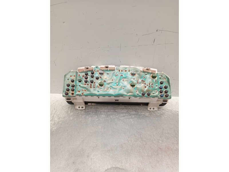 Recambio de cuadro instrumentos para mazda 626 iv hatchback (ge) 2.5 24v (ge5p) referencia OEM IAM 1812007537 HGA2H 