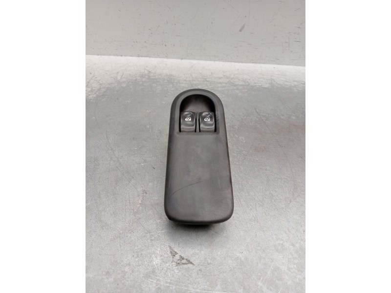 Recambio de mando elevalunas delantero izquierdo para renault clio iii (br0/1, cr0/1) 1.5 dci (br0h, cr0h, cr1s, br1s) referenci