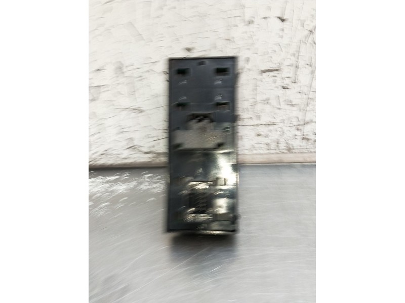 Recambio de mando elevalunas delantero izquierdo para fiat punto evo (199_) 1.3 d multijet (199axd1b, 199axd1a, 199bxd1b, 199bxd