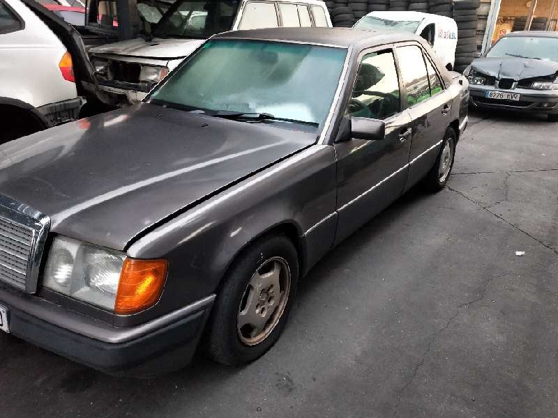 mercedes clase e (w124) berlina del año 1999