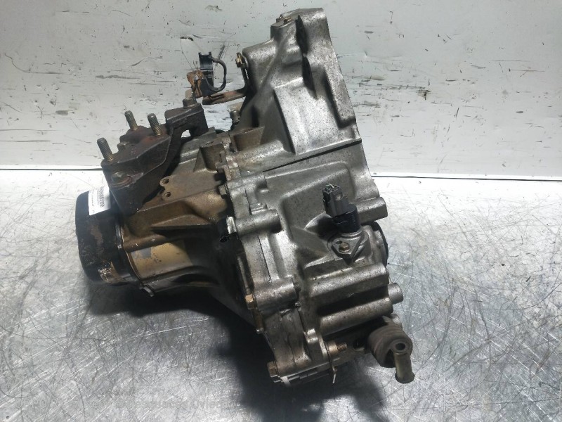 Recambio de caja cambios para mazda premacy (cp) 2.0 turbodiesel cat referencia OEM IAM G5N20 R2 1TF0506218 