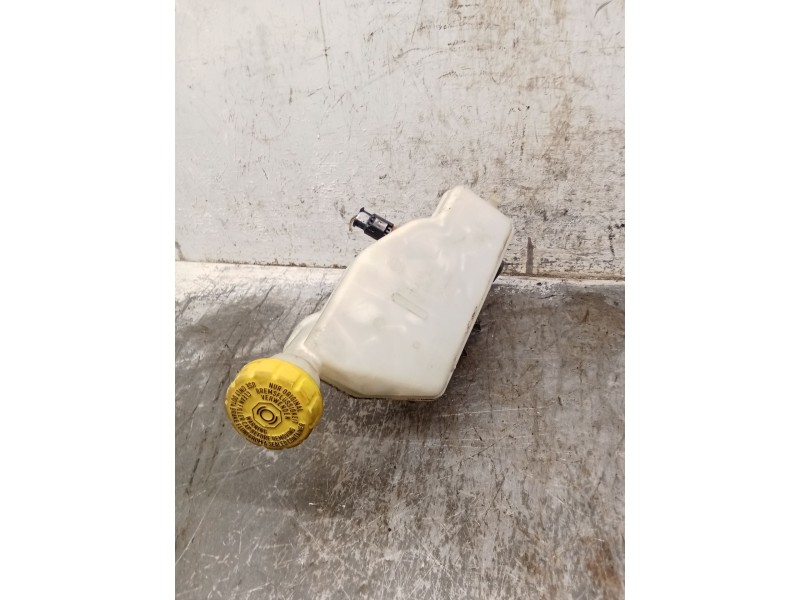 Recambio de bomba freno para peugeot 208 i (ca_, cc_) 1.4 hdi referencia OEM IAM   