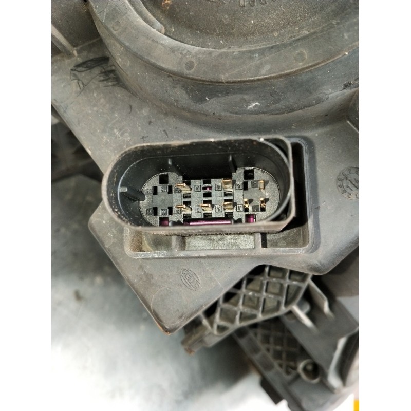 Recambio de faro izquierdo para mercedes-benz clase v (w447) v 200 cdi / d (447.811, 447.813, 447.815) referencia OEM IAM A44782