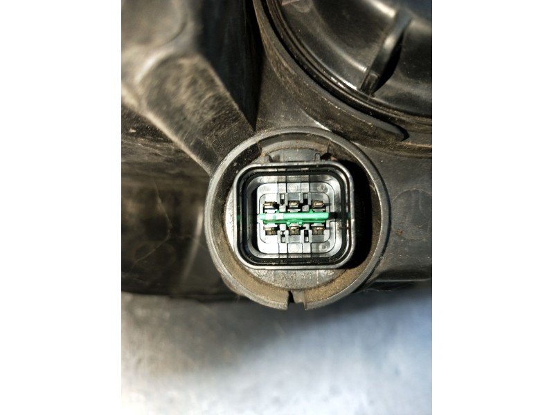 Recambio de faro izquierdo para kia sorento i (jc) 2.5 crdi referencia OEM IAM 921013E5XX  