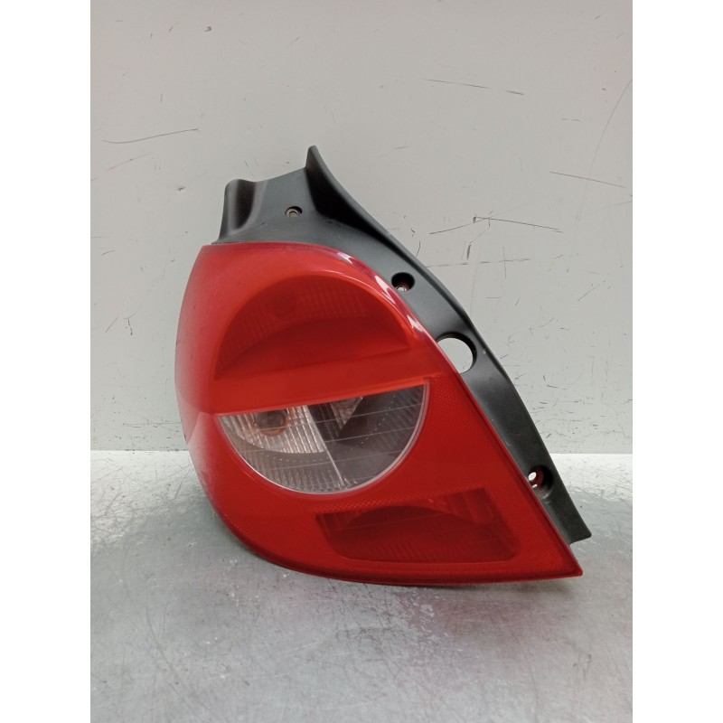 Recambio de piloto trasero izquierdo para renault clio iii (br0/1, cr0/1) 1.5 dci (br0h, cr0h, cr1s, br1s) referencia OEM IAM   