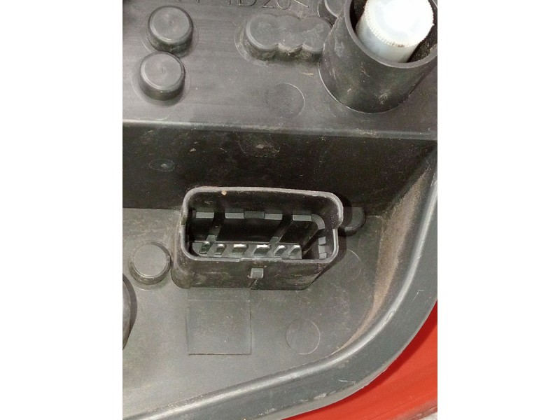 Recambio de piloto trasero izquierdo para renault clio iii (br0/1, cr0/1) 1.5 dci (br0h, cr0h, cr1s, br1s) referencia OEM IAM   