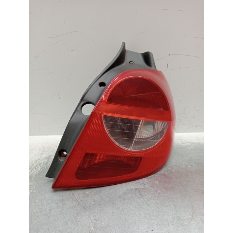 Recambio de piloto trasero derecho para renault clio iii (br0/1, cr0/1) 1.5 dci (br0h, cr0h, cr1s, br1s) referencia OEM IAM   