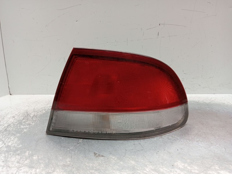 Recambio de piloto trasero derecho para mazda 626 iv hatchback (ge) 2.5 24v (ge5p) referencia OEM IAM 2VP937655  