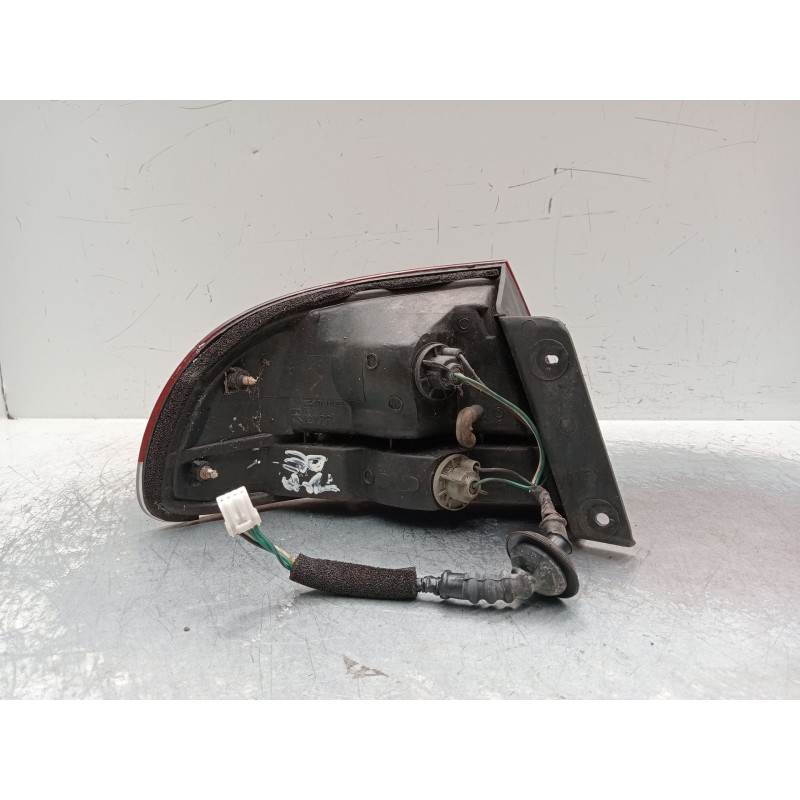 Recambio de piloto trasero derecho para mazda 626 iv hatchback (ge) 2.5 24v (ge5p) referencia OEM IAM 2VP937655  