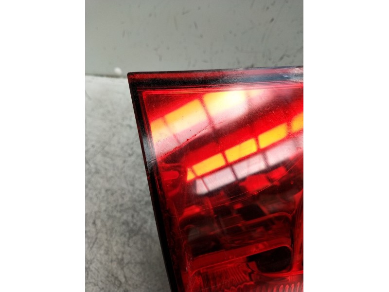 Recambio de piloto trasero izquierdo para mercedes-benz clase v (w447) v 200 cdi / d (447.811, 447.813, 447.815) referencia OEM 