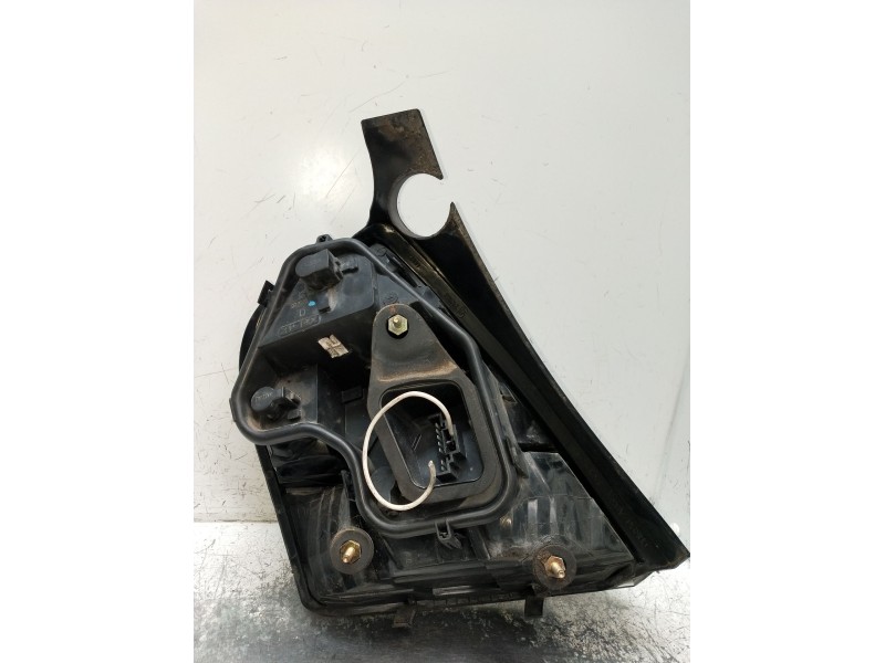 Recambio de piloto trasero derecho para fiat stilo (192_) 1.9 jtd (192_xe1a) referencia OEM IAM   