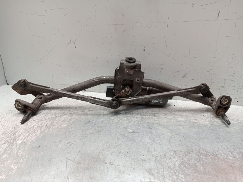 Recambio de motor limpia delantero para volkswagen polo iv (9n_, 9a_) 1.4 tdi referencia OEM IAM 6q0955326  