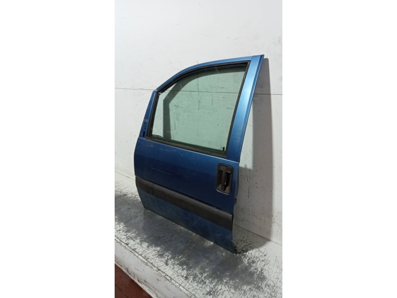 Recambio de puerta delantera izquierda para peugeot expert kombi confort acristaldo (8 asientos) referencia OEM IAM   5P