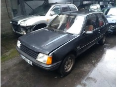 peugeot 205 berlina del año 1990