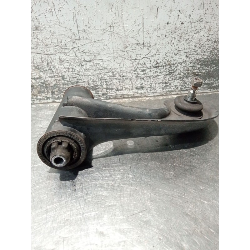 Recambio de brazo suspension superior delantero derecho para mercedes-benz clase c (w202) c 180 (202.018) referencia OEM IAM   