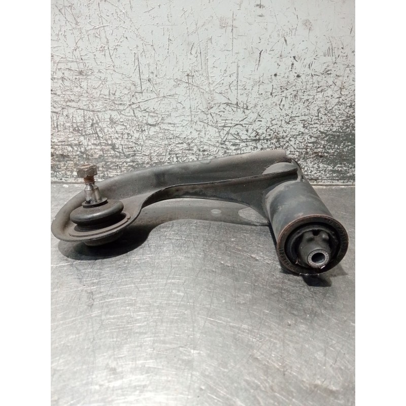 Recambio de brazo suspension superior delantero derecho para mercedes-benz clase c (w202) c 180 (202.018) referencia OEM IAM   