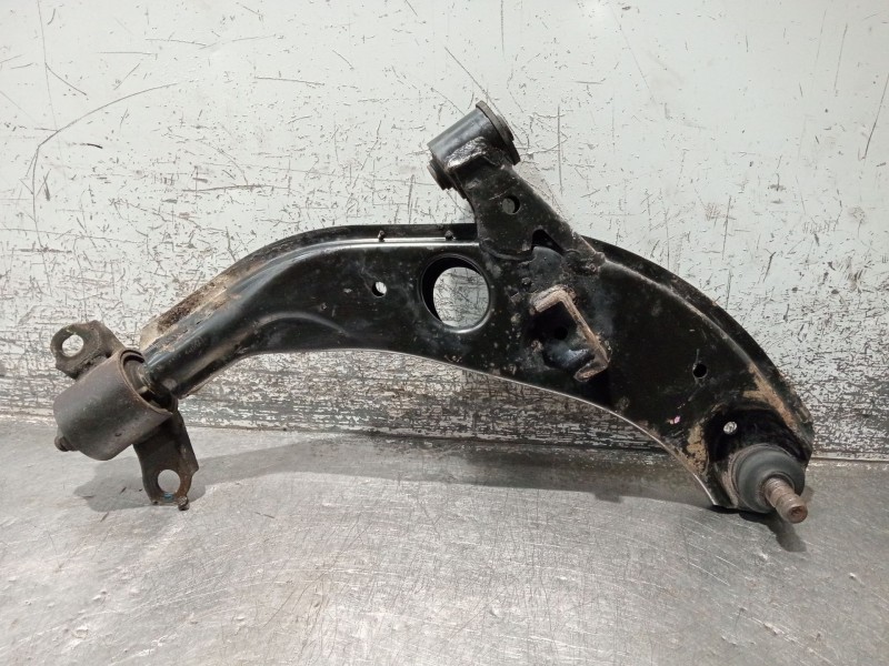Recambio de brazo suspension inferior delantero derecho para mazda 626 iv hatchback (ge) 2.5 24v (ge5p) referencia OEM IAM   