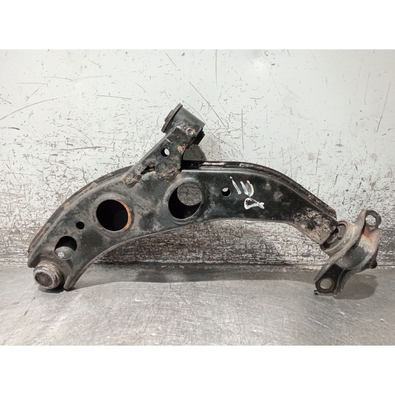 Recambio de brazo suspension inferior delantero derecho para mazda 626 iv hatchback (ge) 2.5 24v (ge5p) referencia OEM IAM   