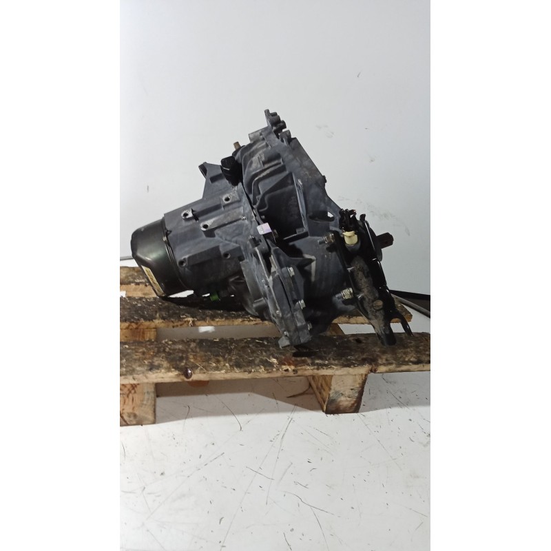 Recambio de caja cambios para renault clio i (b/c57_, 5/357_) 1.9 d (b/c/s576, b/c/s57l) referencia OEM IAM JB1104 5V 5098128