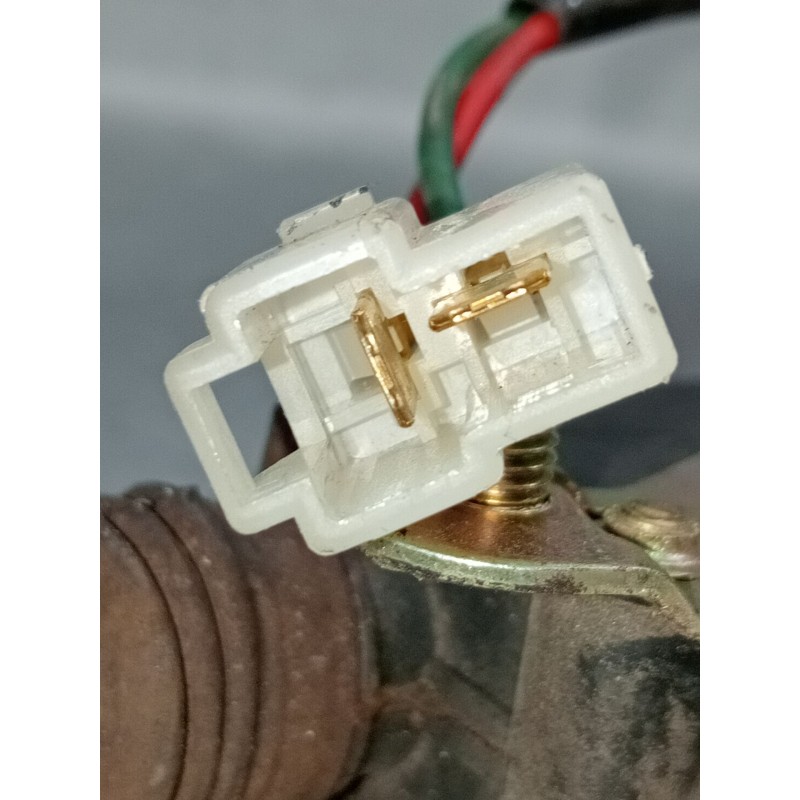 Recambio de motor cierre centralizado trasero derecho para mazda 626 iv hatchback (ge) 2.5 24v (ge5p) referencia OEM IAM 8300008