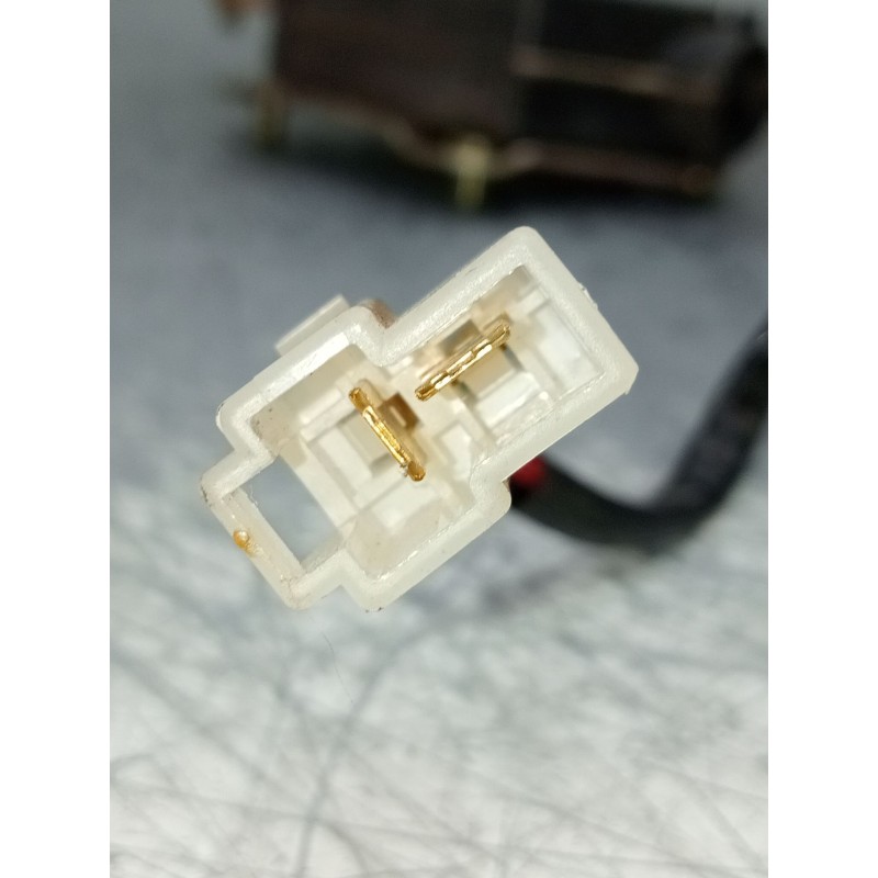 Recambio de motor cierre centralizado trasero izquierdo para mazda 626 iv hatchback (ge) 2.5 24v (ge5p) referencia OEM IAM 83000