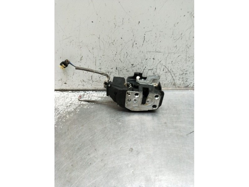 Recambio de motor cierre centralizado delantero derecho para kia sorento i (jc) 2.5 crdi referencia OEM IAM  5P 