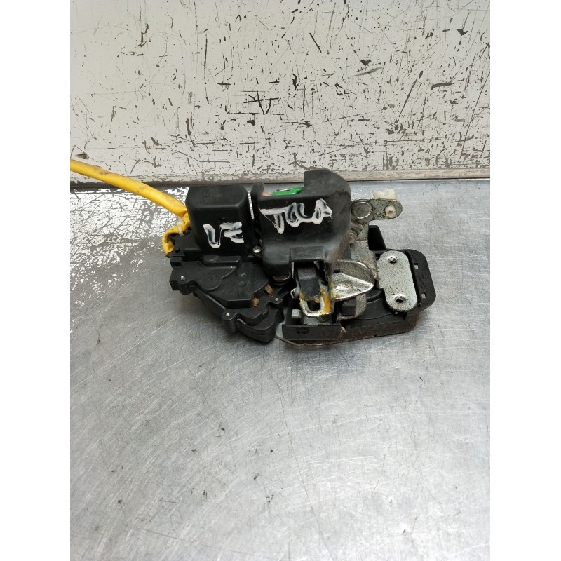 Recambio de motor cierre centralizado trasero izquierdo para kia sorento i (jc) 2.5 crdi referencia OEM IAM  5P 