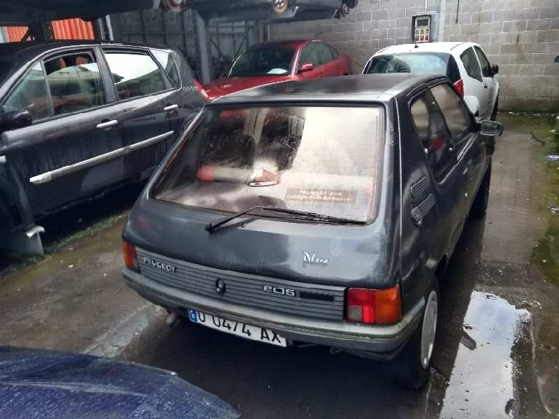 peugeot 205 berlina del año 1990 peugeot 205 berlina del año 1990