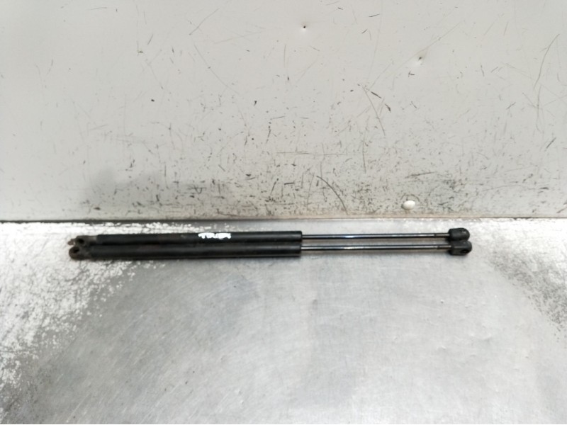 Recambio de amortiguadores maletero / porton para kia sorento i (jc) 2.5 crdi referencia OEM IAM 817813E021 817713E021 