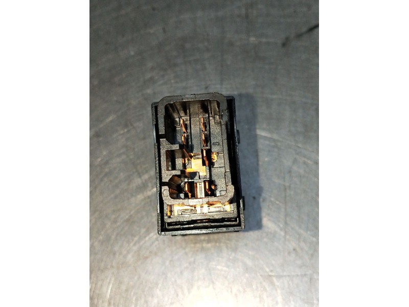 Recambio de mando elevalunas delantero derecho para kia sorento i (jc) 2.5 crdi referencia OEM IAM  5P 