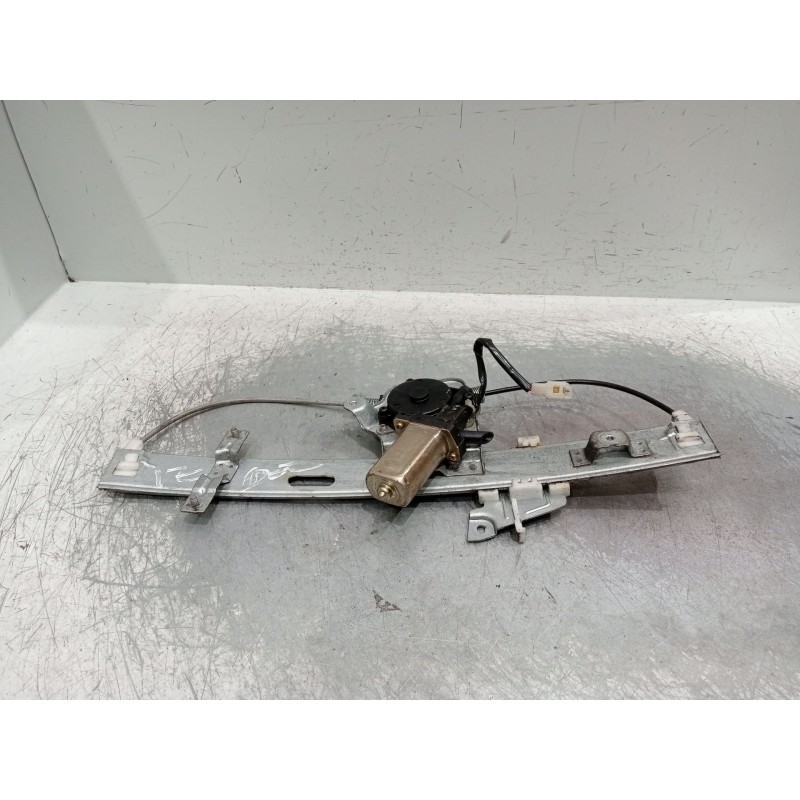 Recambio de elevalunas delantero izquierdo para mazda 626 iv hatchback (ge) 2.5 24v (ge5p) referencia OEM IAM CM090180B 5P 
