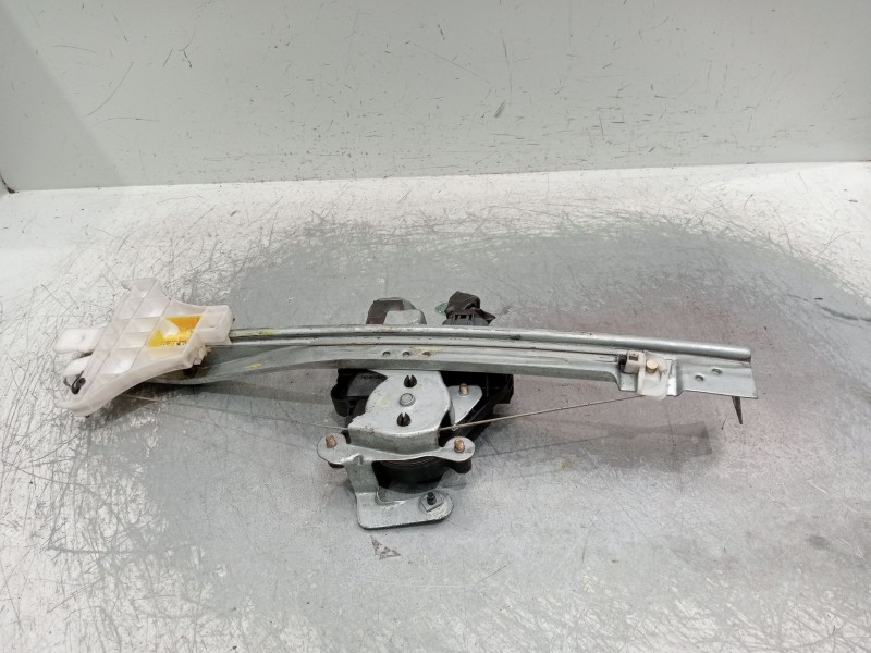 Recambio de elevalunas trasero izquierdo para ford mondeo iii (b5y) 2.0 16v tddi / tdci referencia OEM IAM 1600013630 5P 