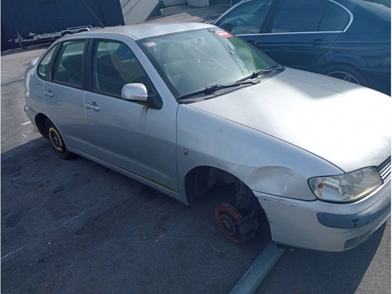 seat cordoba berlina (6k2) del año 2000