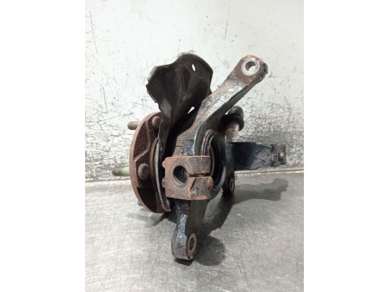 Recambio de mangueta delantera izquierda para mazda 626 iv hatchback (ge) 2.5 24v (ge5p) referencia OEM IAM   