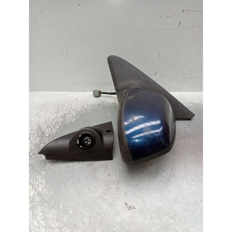 Recambio de retrovisor izquierdo para ford mondeo iii (b5y) 2.0 16v tddi / tdci referencia OEM IAM ELECTRICO 1 ENCHUFE 7 CABLES 