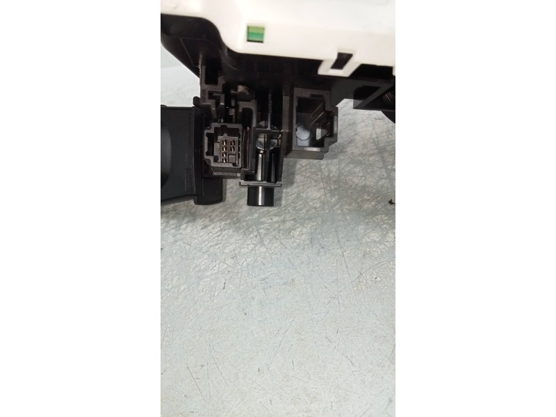 Recambio de mando luces para renault kadjar experience referencia OEM IAM 255678341R  