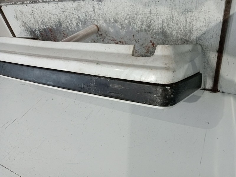 Recambio de paragolpes trasero para volvo 460 (464) 1.8 referencia OEM IAM   