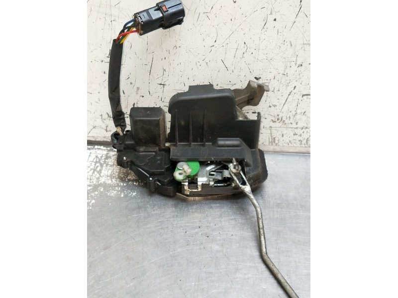 Recambio de motor cierre centralizado delantero izquierdo para kia sorento i (jc) 2.5 crdi referencia OEM IAM  5P 