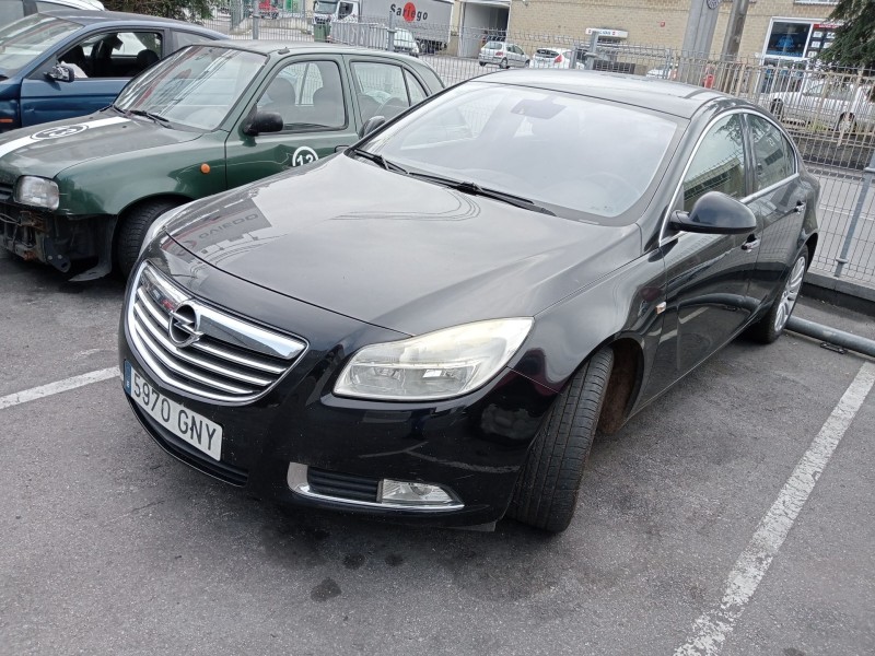 opel insignia a sedán (g09) del año 2009