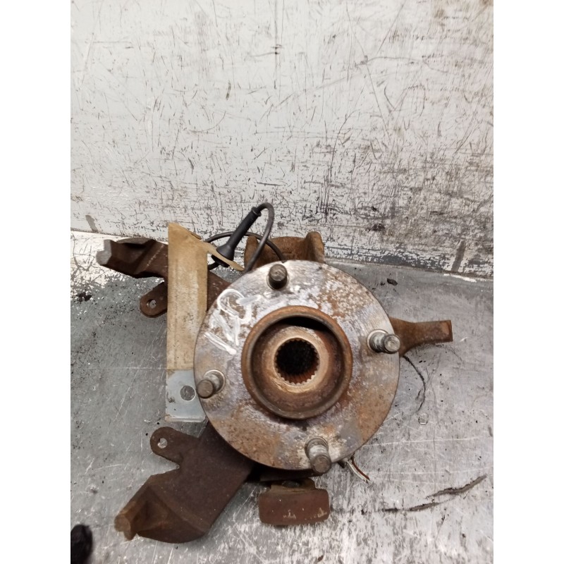 Recambio de mangueta delantera izquierda para ford focus i (daw, dbw) 1.8 turbo di / tddi referencia OEM IAM 2M512C285AD  