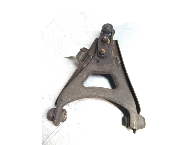 Recambio de brazo suspension inferior delantero derecho para renault 5 (b/c40) 1.4 referencia OEM IAM   