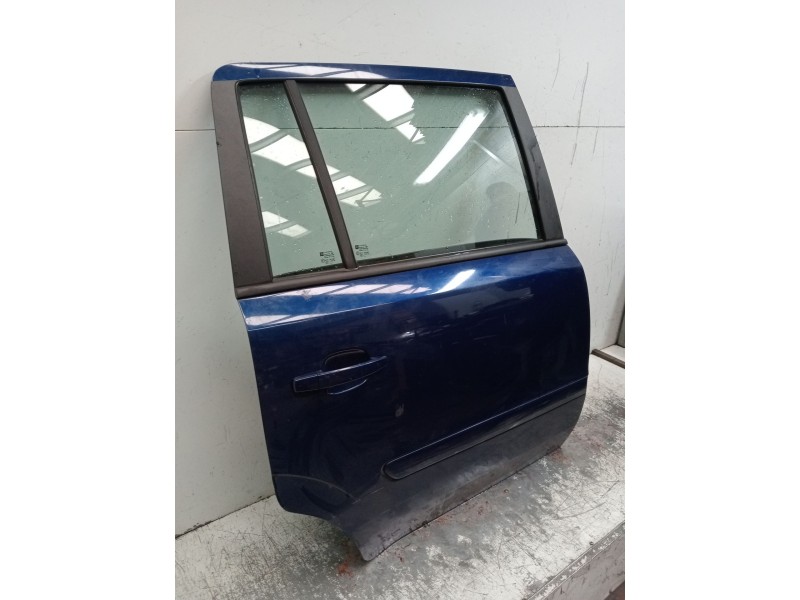 Recambio de puerta trasera derecha para opel zafira / zafira family b (a05) 1.9 cdti (m75) referencia OEM IAM  5P 